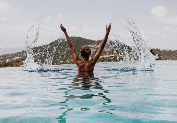 Κολύμπι για αδυνάτισμα και σφιχτό σώμα | in.gr