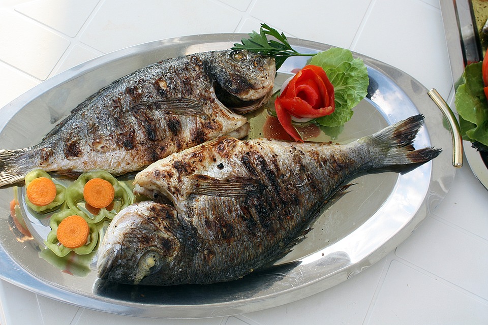 Εννέα λόγοι που τα ψάρια κάνουν καλό στην υγεία | in.gr