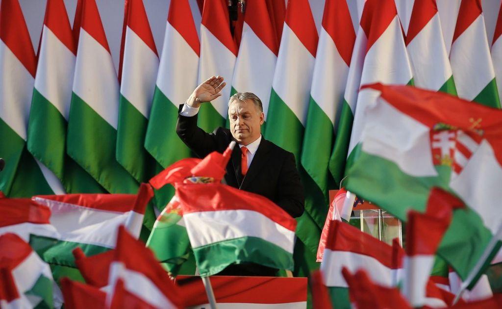 Î Î¿Î¹Î¿Ï‚ ÎµÎ¯Î½Î±Î¹ Î¿ Î±ÎºÏÎ¿Î´ÎµÎ¾Î¹ÏŒÏ‚ Î’. ÎŸÏÎ¼Ï€Î±Î½ Ï€Î¿Ï… Ï€ÏÎ¿ÎºÎ±Î»ÎµÎ¯ Ï„ÏÏŒÎ¼Î¿ ÏƒÏ„Î·Î½ Î•Ï…ÏÏŽÏ€Î· | in.gr