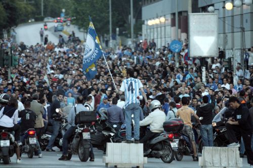 Έφοδος οπαδών του Ηρακλή στη ΓΣ της ΕΠΟ