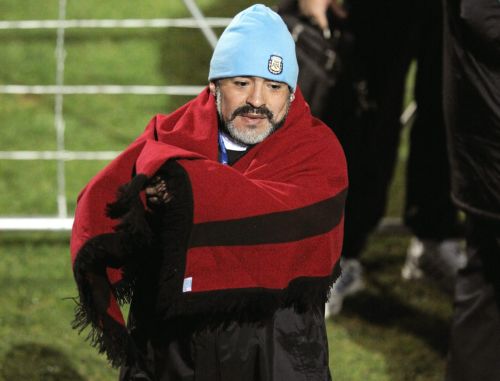 «Ανάσες» σκοπεύει να δώσει ο Μαραντόνα στους παίκτες του