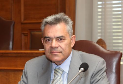 Για την υπόθεση Siemens απολογείται ο Τάσος Μαντέλης