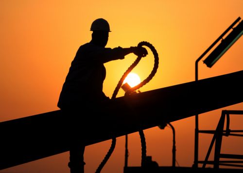 Πτώση 8% για το πετρέλαιο τις δύο τελευταίες εβδομάδες εν μέσω ανησυχιών για την ανάκαμψη