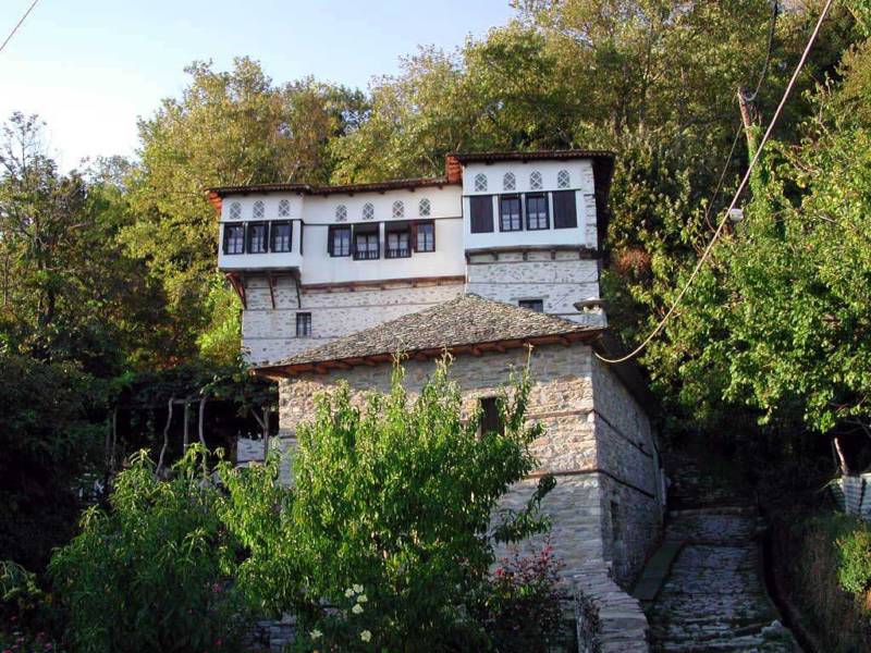 To Αρχοντικό Κόντου στη Βυζίτσα