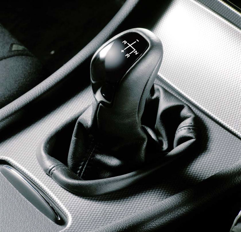 Σύστημα μετάδοσης Sequentronic σε όλα τα μοντέλα Mercedes-Benz