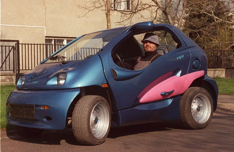 Oυγγρικής… έμπνευσης διθέσιο αυτοκίνητο πόλης