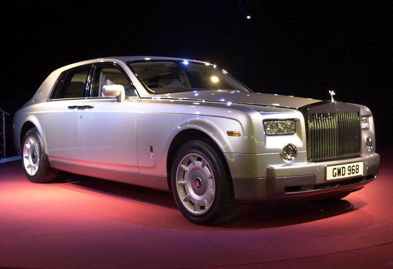 Η Rolls Royce επιστρέφει με τη νέα Phantom