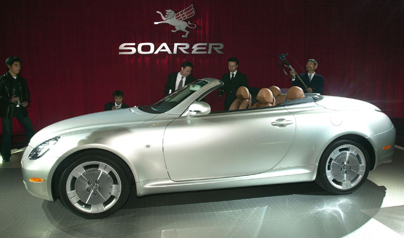 Παρουσιάστηκε το Lexus SC 430 στην Ιαπωνία