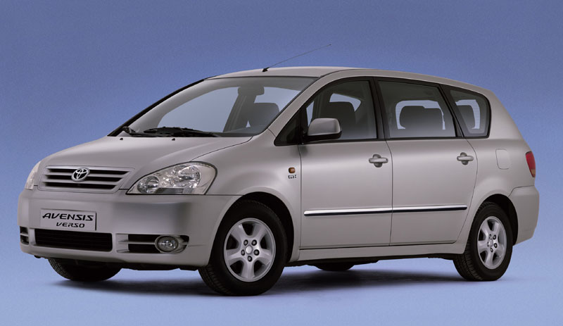Τοyota Αvensis Verso το καλοκαίρι του 2001