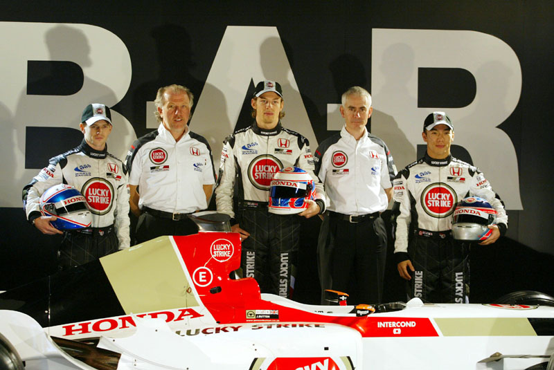 Ανεμος αισιοδοξίας πνέει στην BAR για το 2004