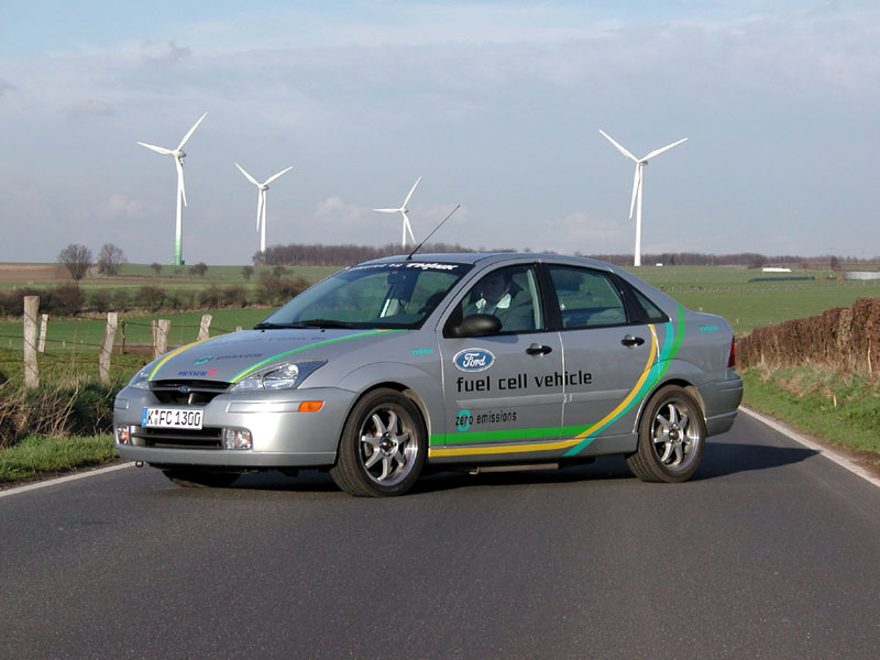 Παρουσιάστηκε το Ford Focus Fuel Cell στη Μ. Βρετανία