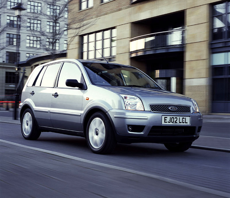 Off-road εμφάνιση και πλουσιότερος εξοπλισμός για το Ford Fusion Plus