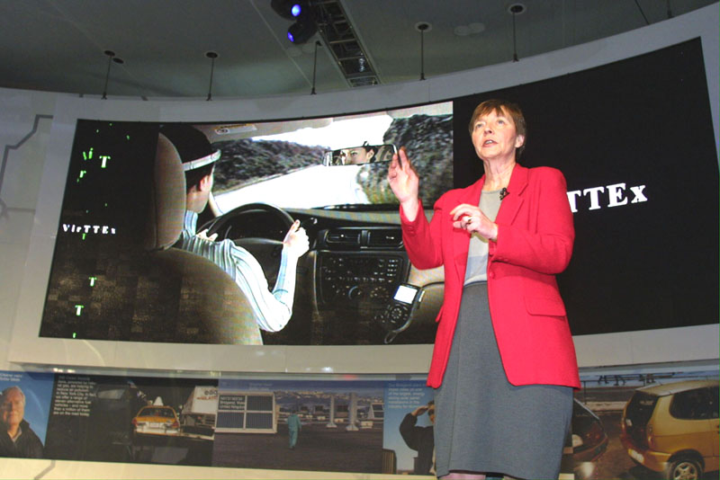 Στο… μικροσκόπιο της Ford τα συστήματα τηλεπικοινωνίας