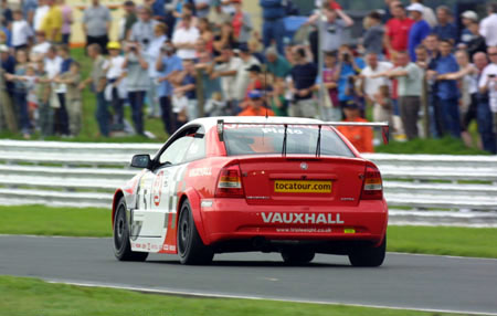 BTCC-10ος γύρος: Μοιράστηκαν τις νίκες Y.Muller και J.Plato στο Oulton Park