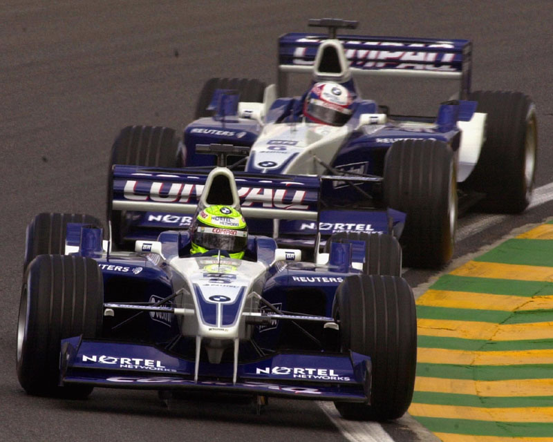 Οι αδελφοί Schumacher στην πρώτη σειρά της εκκίνησης του GP Βραζιλίας