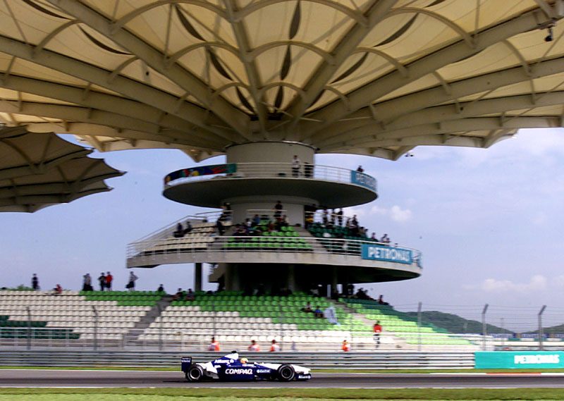 Formula 1: Οι οδηγοί της Ferrari στις δύο πρώτες θέσεις της εκκίνησης του GP Μαλαισίας