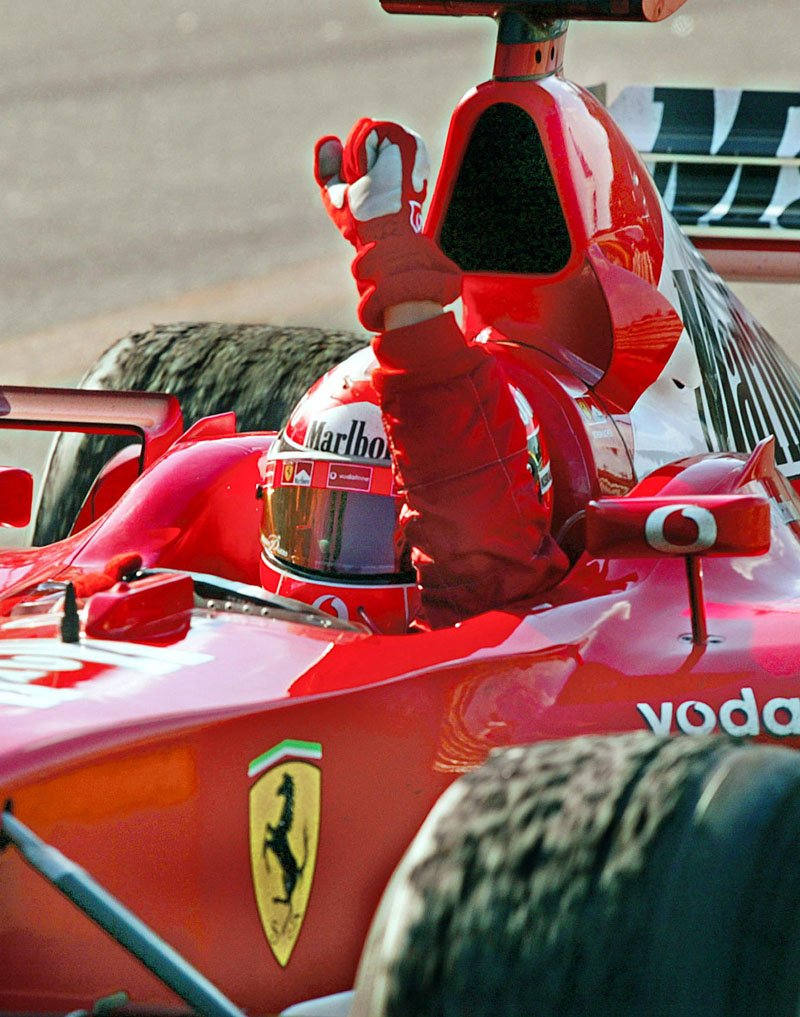 Θριαμβευτική πρεμιέρα της Ferrari F2002 με νίκη του M.Schumacher στο GP Βραζιλίας