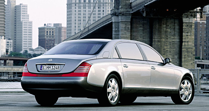 Την παραγωγή Maybach cabrio προγραμματίζει η DaimlerChrysler!