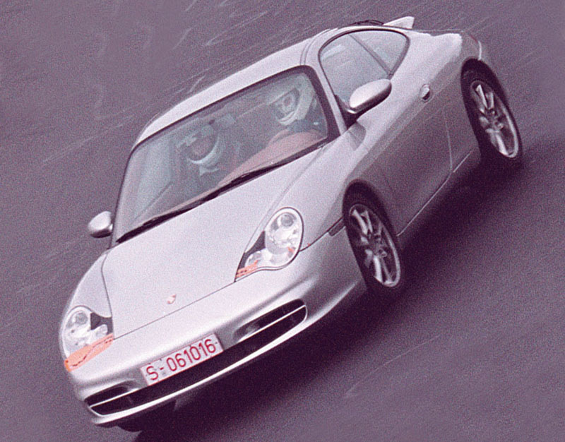 Διακριτικά ανανεωμένη Porsche 911 έως το τέλος του 2001