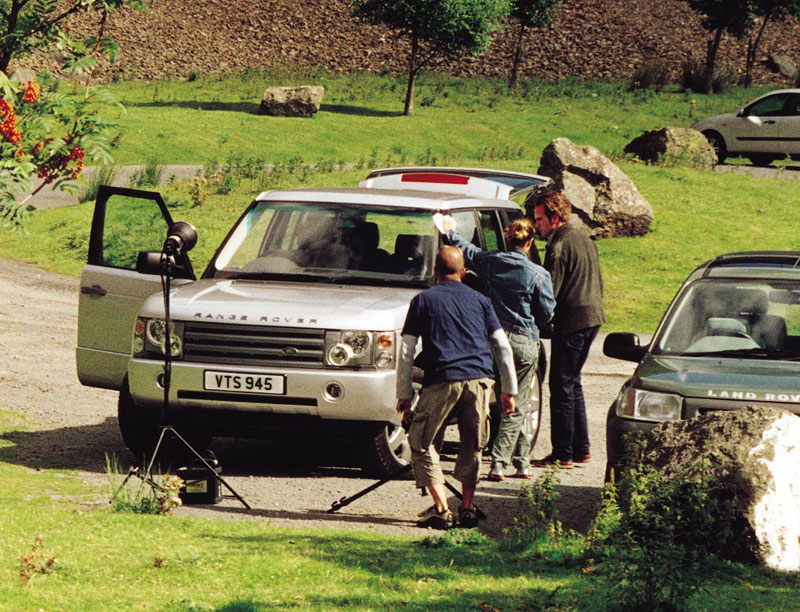 Νέο Range Rover: O… ιχνηλάτης του τραπεζικού σας λογαριασμού