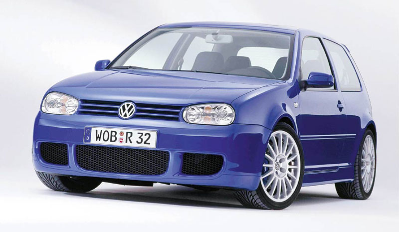 H VW απαντά στις κριτικές με το Golf R32!