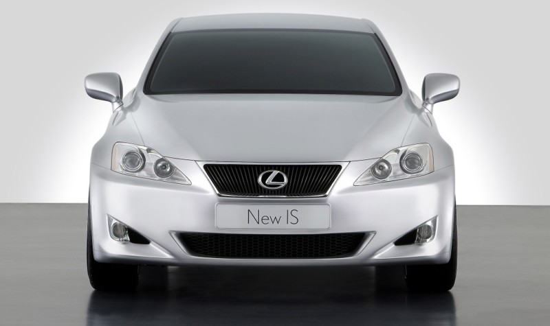 H Lexus στη Γενεύη με νέα γενιά IS