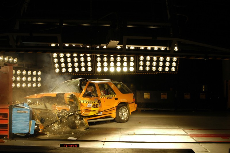 Θανατηφόρο το crash test του κινέζικου SUV Landwind