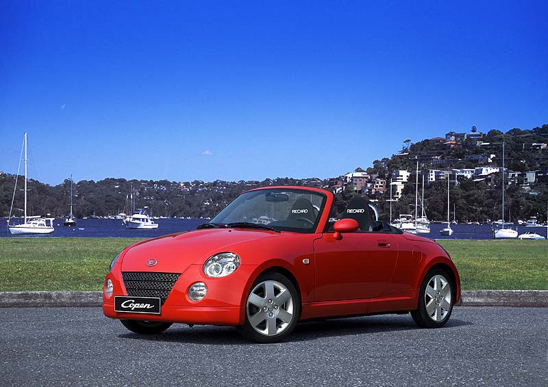 Daihatsu Sirion 4X4 από 14.350 ευρώ και Copen από 19.890 ευρώ