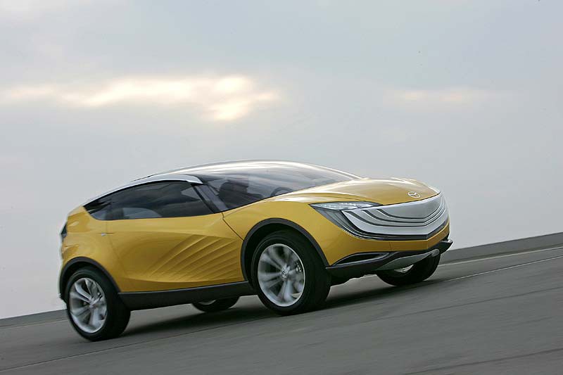 Στη Γενεύη το Mazda Hakaze