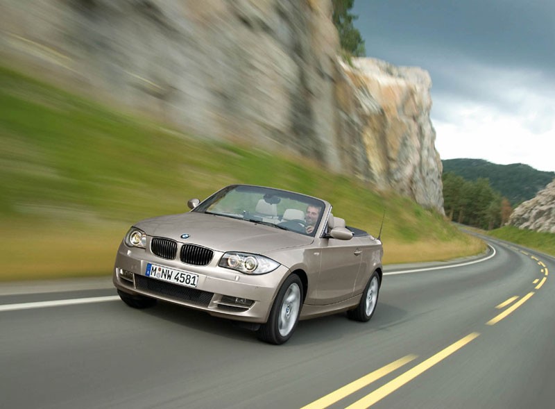 Πρώτες επίσημες φωτογραφίες της BMW Σειρά 1 Convertible