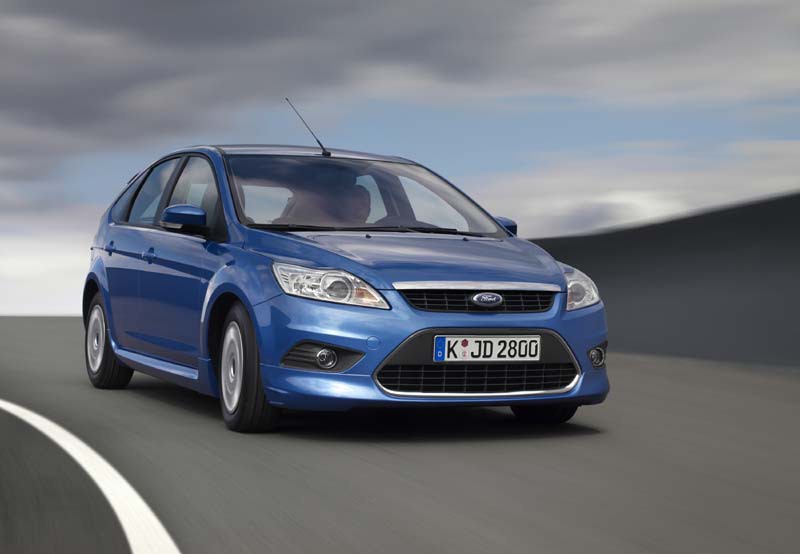 To Φεβρουάριο του 2008 στην Ελλάδα το ανανεωμένο Ford Focus