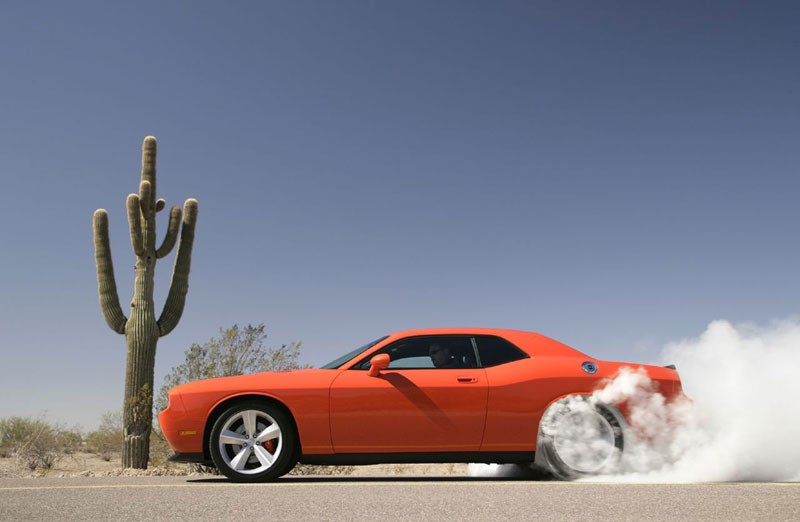 Dodge Challenger SRT8: Τα muscle cars επέστρεψαν
