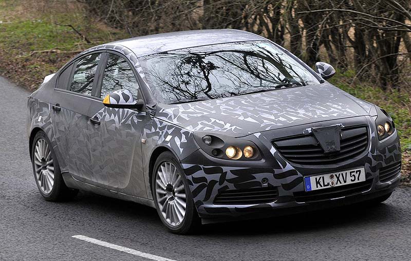 Καμουφλαρισμένη πρεμιέρα για το Opel Insignia