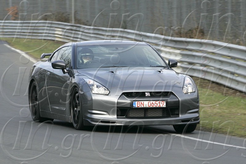 Nissan GT-R V-Spec: Ελαφρύτερο, ισχυρότερο, ταχύτερο!