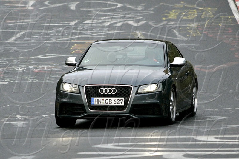 Audi RS5: Στο δρόμο που χάραξε η BMW M6