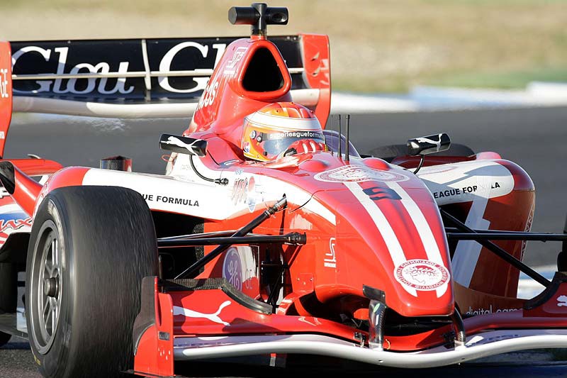 Superleague Formula, Χερέθ: Αδοξο τέλος για τον Ολυμπιακό