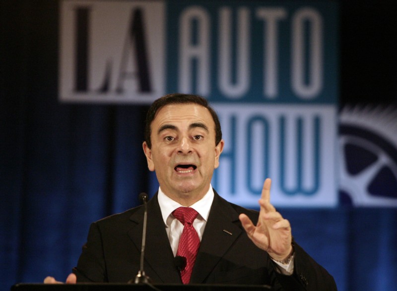 Επιπλέον στήριξη από τον N. Sarkozy ζητά η γαλλική αυτοκινητοβιομηχανία