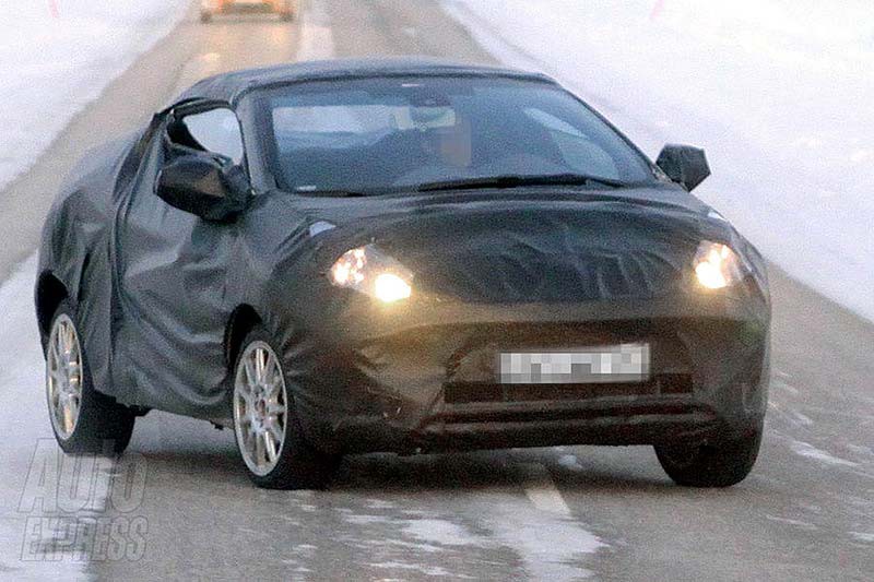 Renault Twingo CC: Η επανάσταση περνά από τη Γαλλία