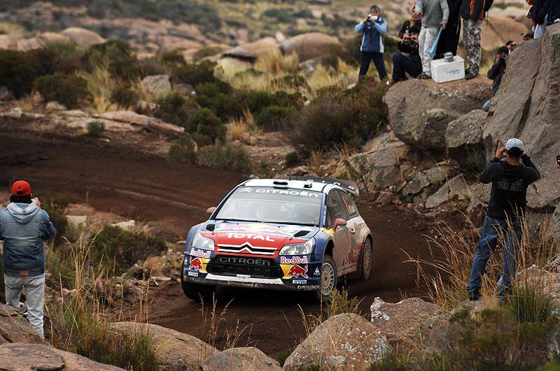 Ράλι Αργεντινής 2009, 2η μέρα: Προέλαση και περίπατος του S. Loeb!