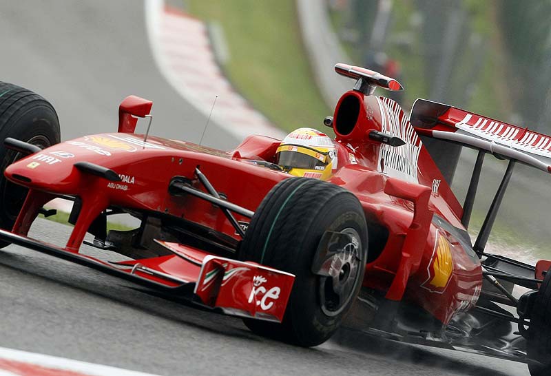 Η Ferrari περιμένει τις εξετάσεις του Felipe Massa για τη Μόντσα