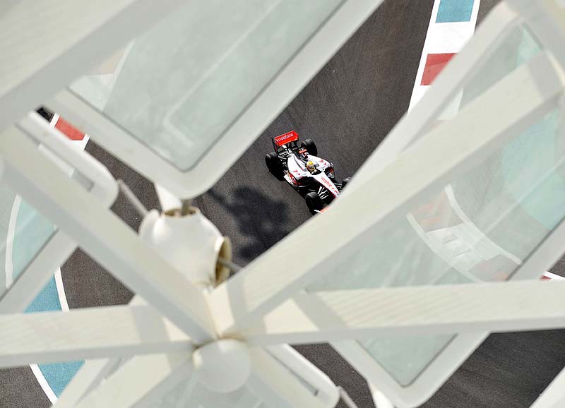 GP Αμπου Ντάμπι 2009: Η McLaren ταχύτερη στα ελεύθερα