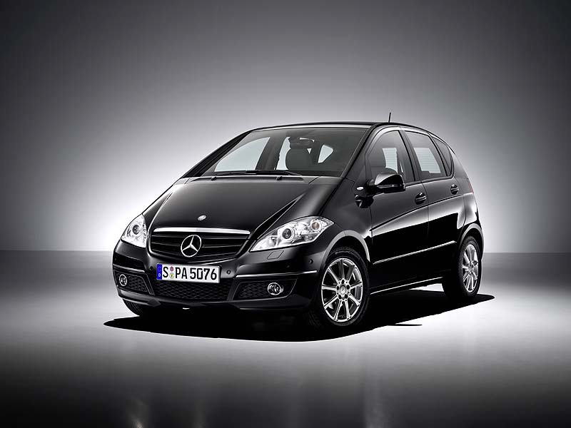 Mercedes-Benz A-Class από 19.900 και C-Class από 29.900 ευρώ έως τις 18 Δεκεμβρίου