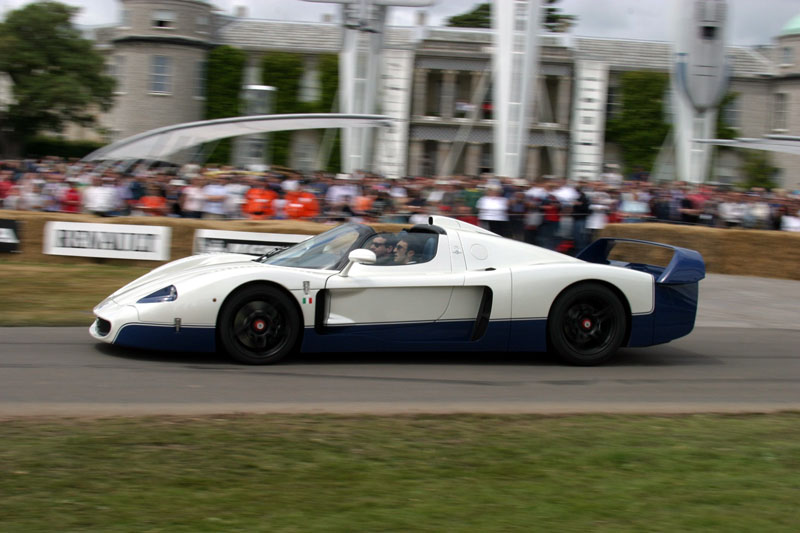 Ευρωπαϊκή πρεμιέρα για τη Maserati MC 12 στην Βρετανία
