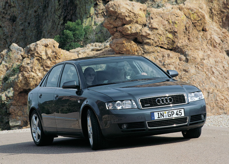 Nέοι κινητήρες και πλουσιότερος εξοπλισμός για το Audi A4 – Διακρίσεις για το Audi Α6