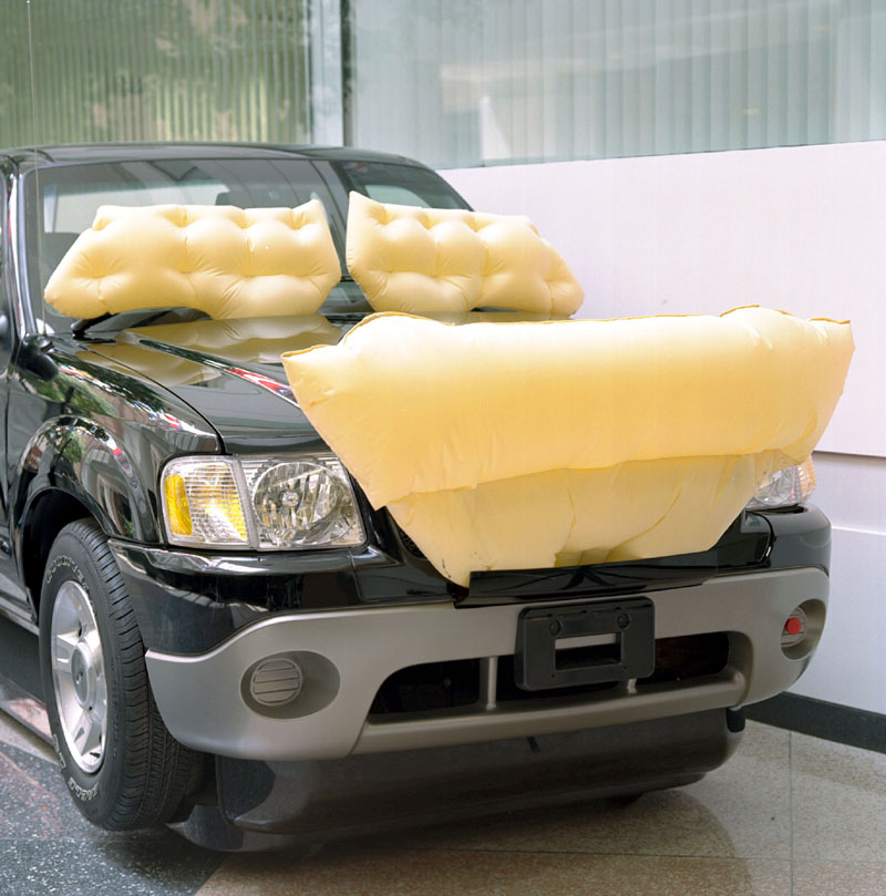 Eξωτερικοί αερόσακοι για την προστασία των πεζών από τη Ford