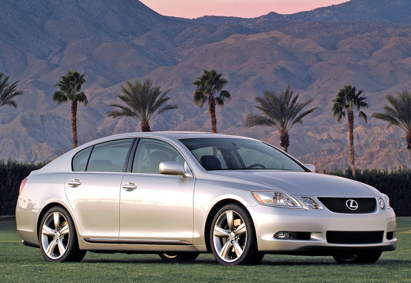 Νέο Lexus GS και υβριδικό RX300 στο Detroit