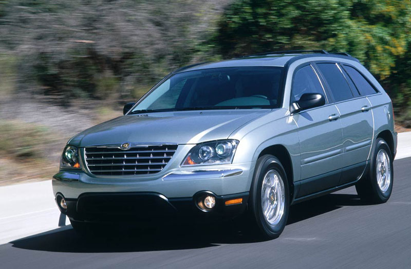 Στους αμερικανικούς δρόμους το Chrysler Pacifica το 2003!