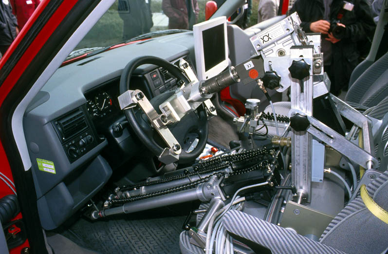 Ένα ρομπότ οδηγεί… Vοlkswagen