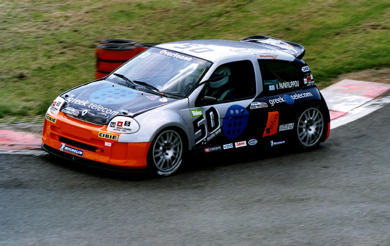 Ταχύς αλλά άτυχος ο Β.Παπαφιλίππου στο Renault Clio Trophy