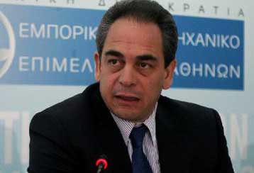 Αναστάτωση στην αγορά από την παρακράτηση φόρου 8% στα τιμολόγια άνω των 300 ευρώ